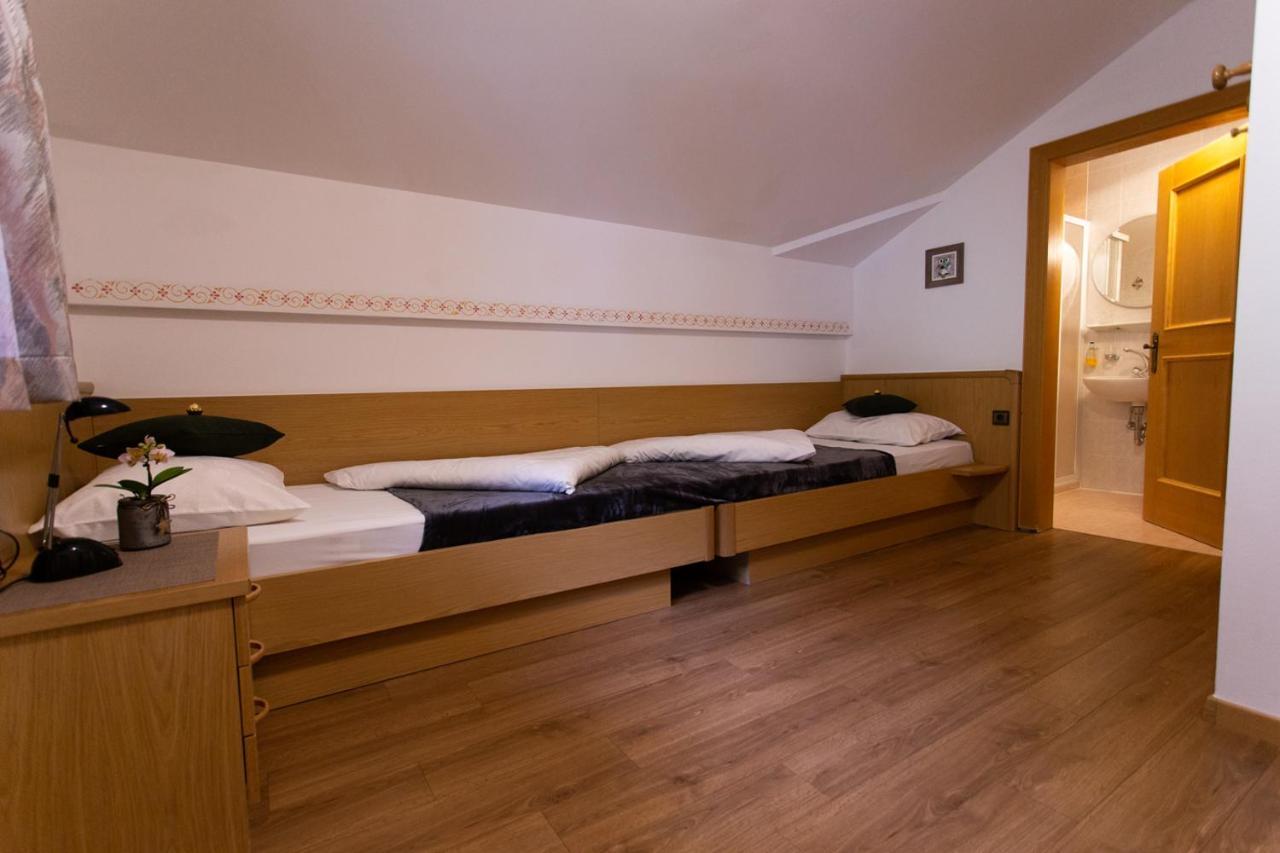 Almhotel Bergerhof Sarentino Eksteriør billede