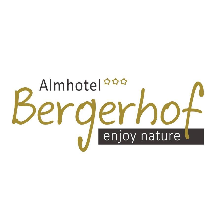 Almhotel Bergerhof Sarentino Eksteriør billede